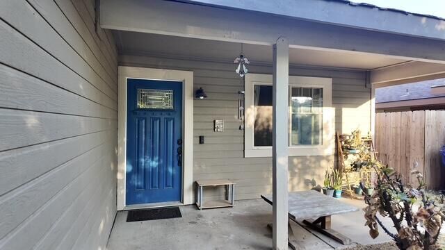 Property Photo: 48 N Leggett Street CA 93257