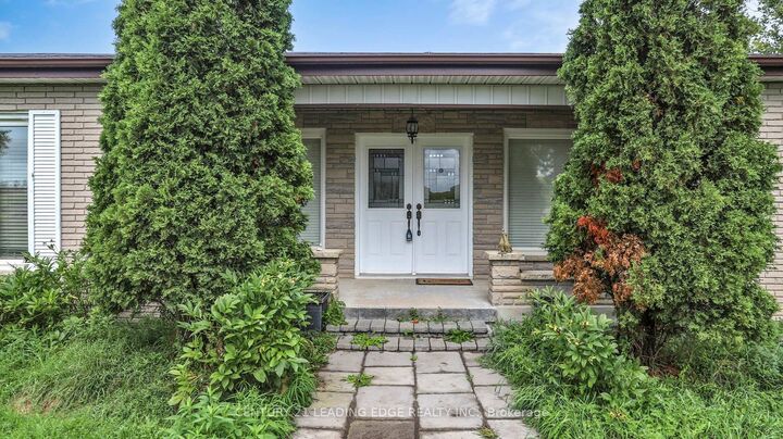 Property Photo: 4884 2nd Line Road ON L0G 1T0