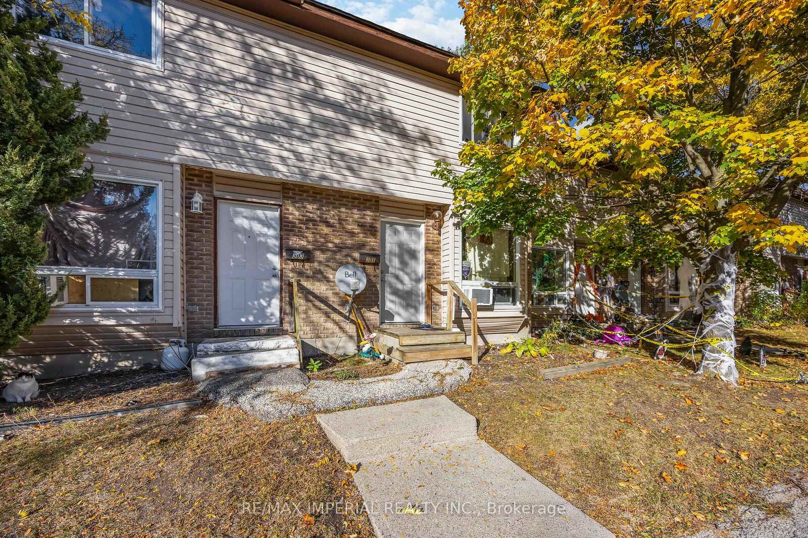 Photo de la propriété:  42 Hampton Avenue 301  ON N7S 4Z2