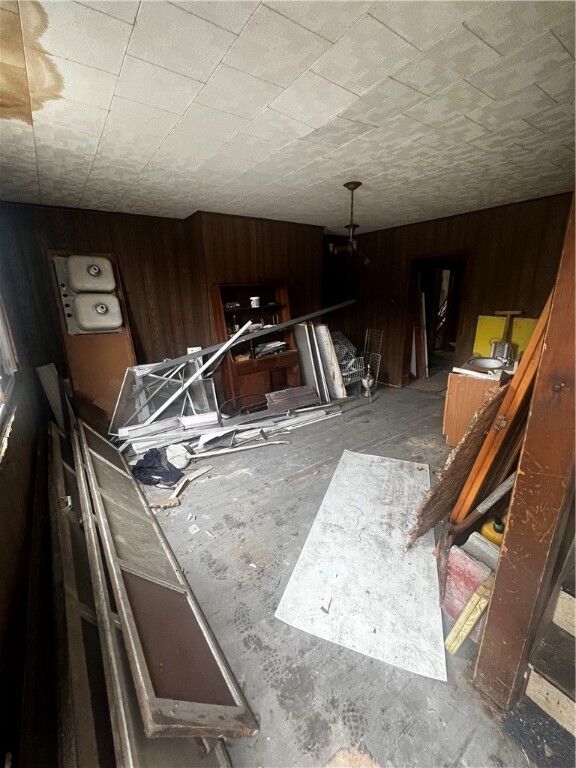 Property Photo:  3117 W Crawford Ave  PA 15425 