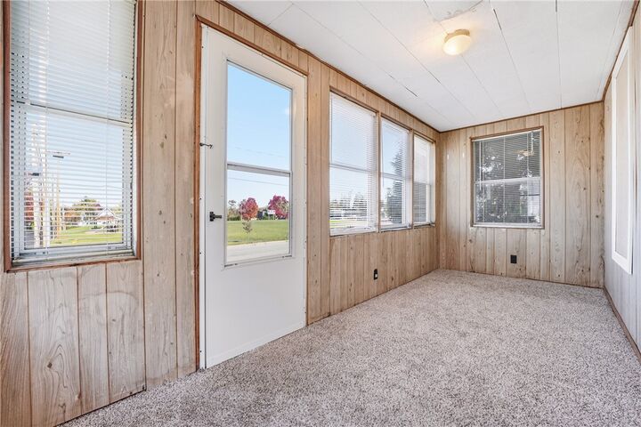 Property Photo:  245 Milliken Avenue  PA 16150 