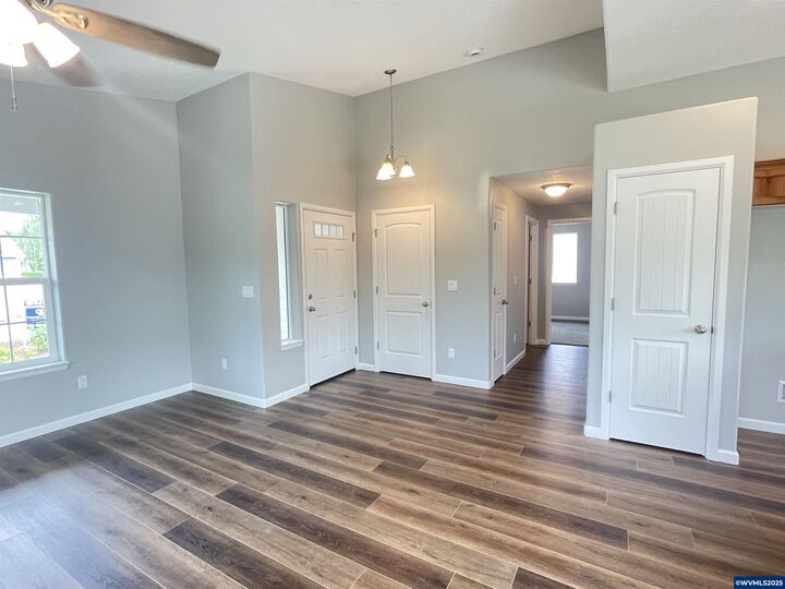 Property Photo:  1230 Hop St SW  OR 97321 