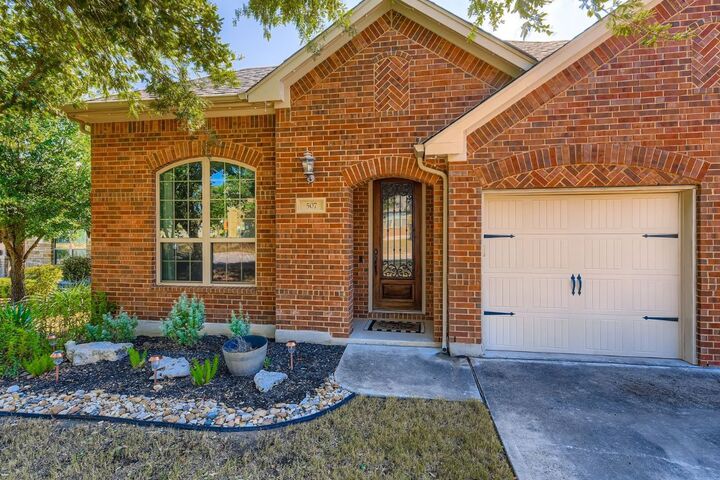 Property Photo: 507 Catalina Lane TX 78737
