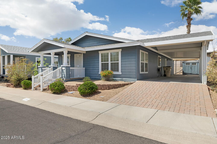 Property Photo: 1706 E John Cabot Road AZ 85022