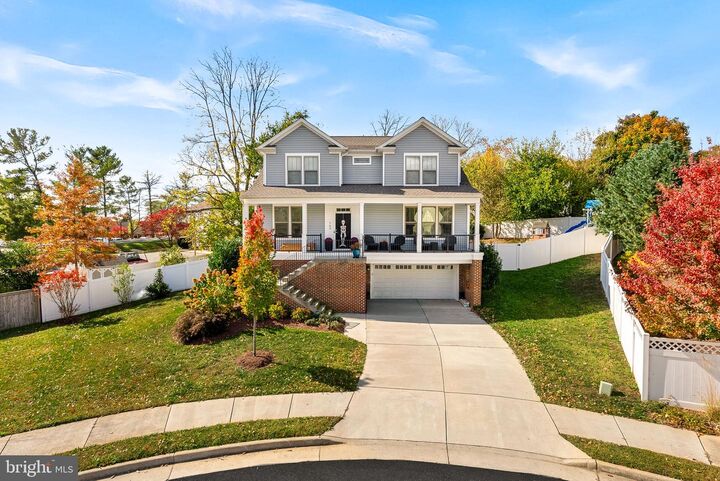 Property Photo:  709 Pastoral Place SW  VA 20175