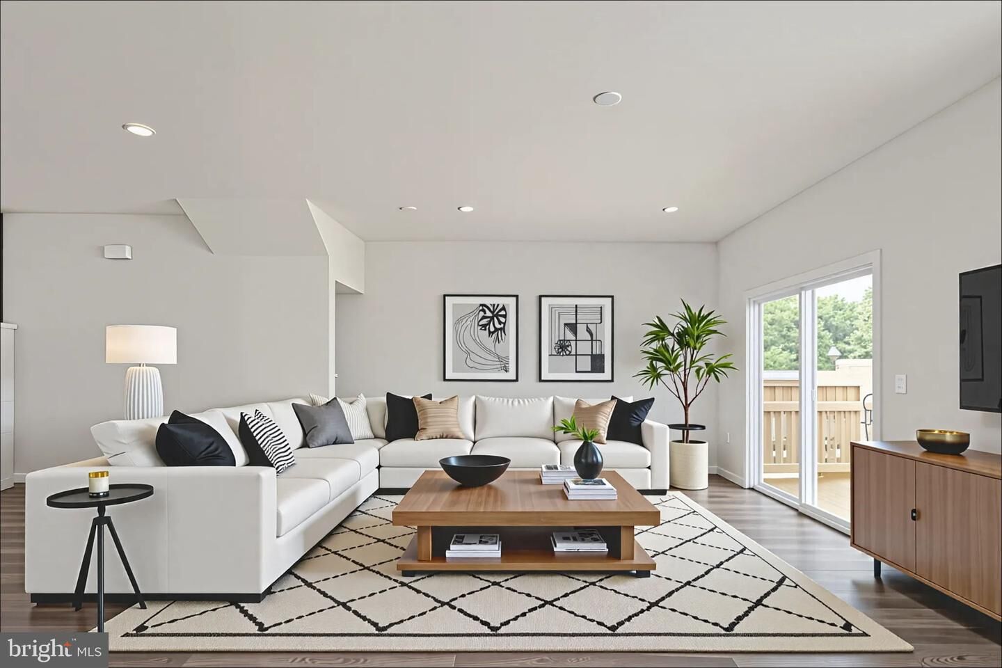 Property Photo:  8824 Selby Court  VA 22551