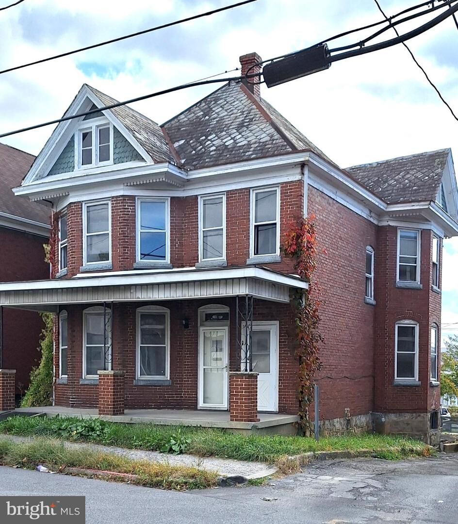 Property Photo:  11 E First Street  MD 21502 