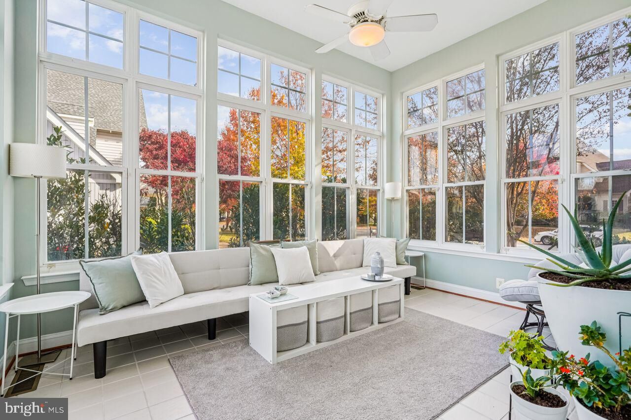 Property Photo: 6752 Eckert Court VA 20187