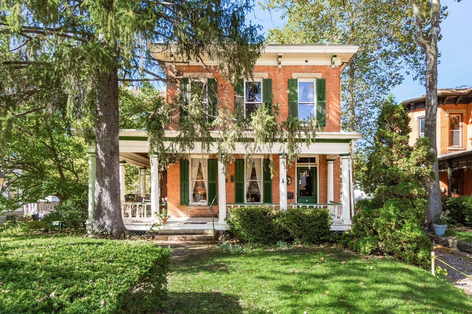 Property Photo: 263 N Franklin Street OH 43015