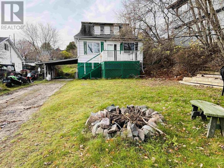 Property Photo:  219 Fifth St N  ON P9N 2N8 