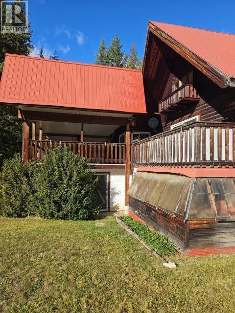 Property Photo: 534 Willow Street BC V0G 1K0