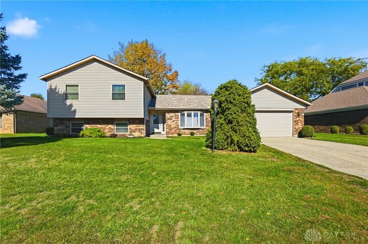 Property Photo:  4751 Valley Brook Drive  OH 45322 