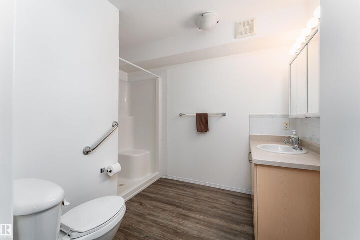 Property Photo:  8802 Southfort 311  AB T8L 4R6 