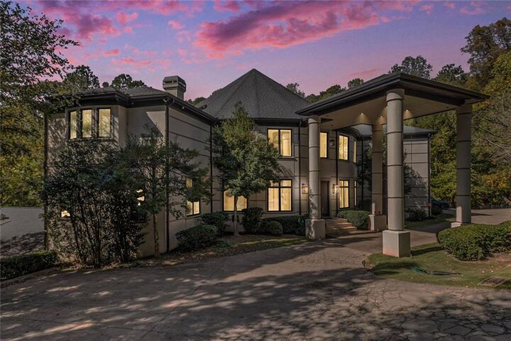 Property Photo:  1050 Bedford Gardens Drive  GA 30022