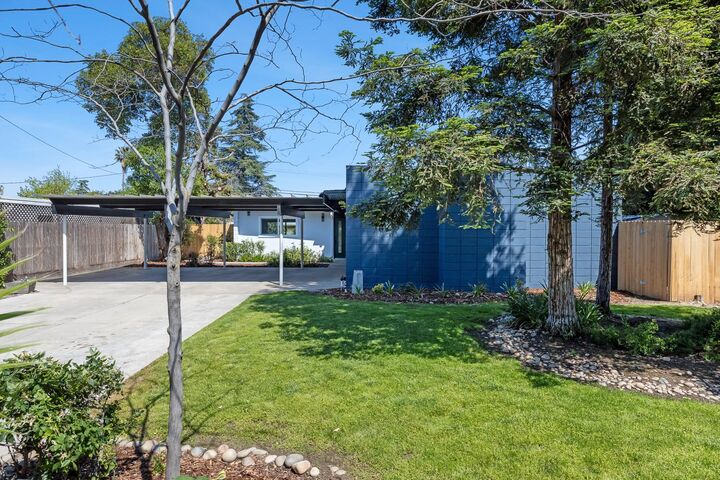 Property Photo:  3862 N Orchard Street  CA 93726 