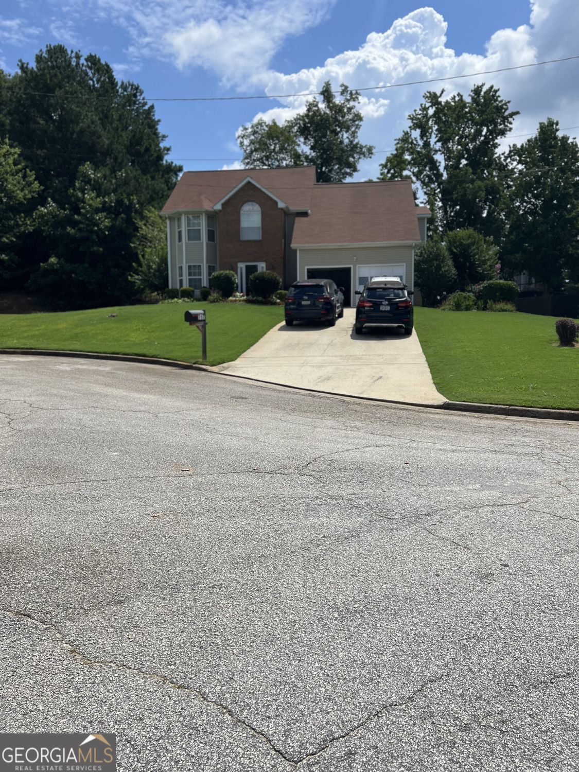 Property Photo:  717 Conisburgh Court  GA 30087 