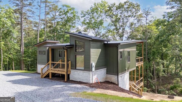 Property Photo:  127 Crystal Lane  GA 30540