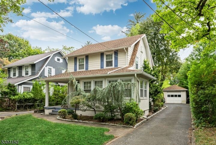 Property Photo:  237 Goffle Rd  NJ 07450 