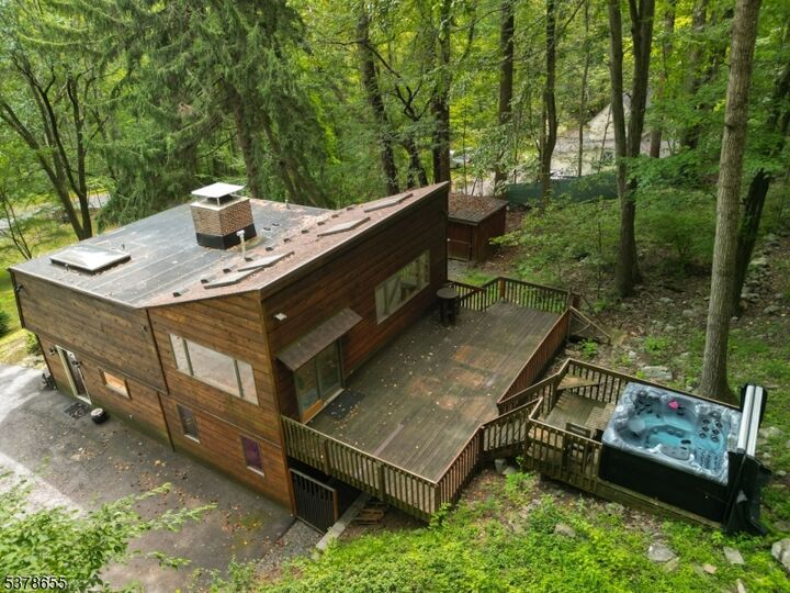 Property Photo:  158 Buffalo Hollow Rd  NJ 08826