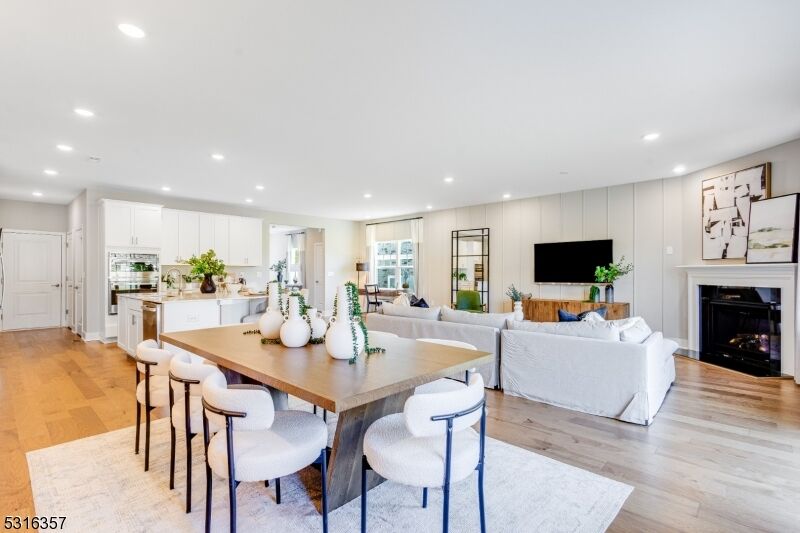 Property Photo:  8 Eastwood Ter  NJ 07936 