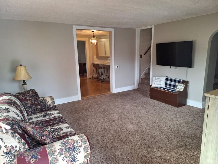 Property Photo:  715 N Seminary Street  IN 46783 