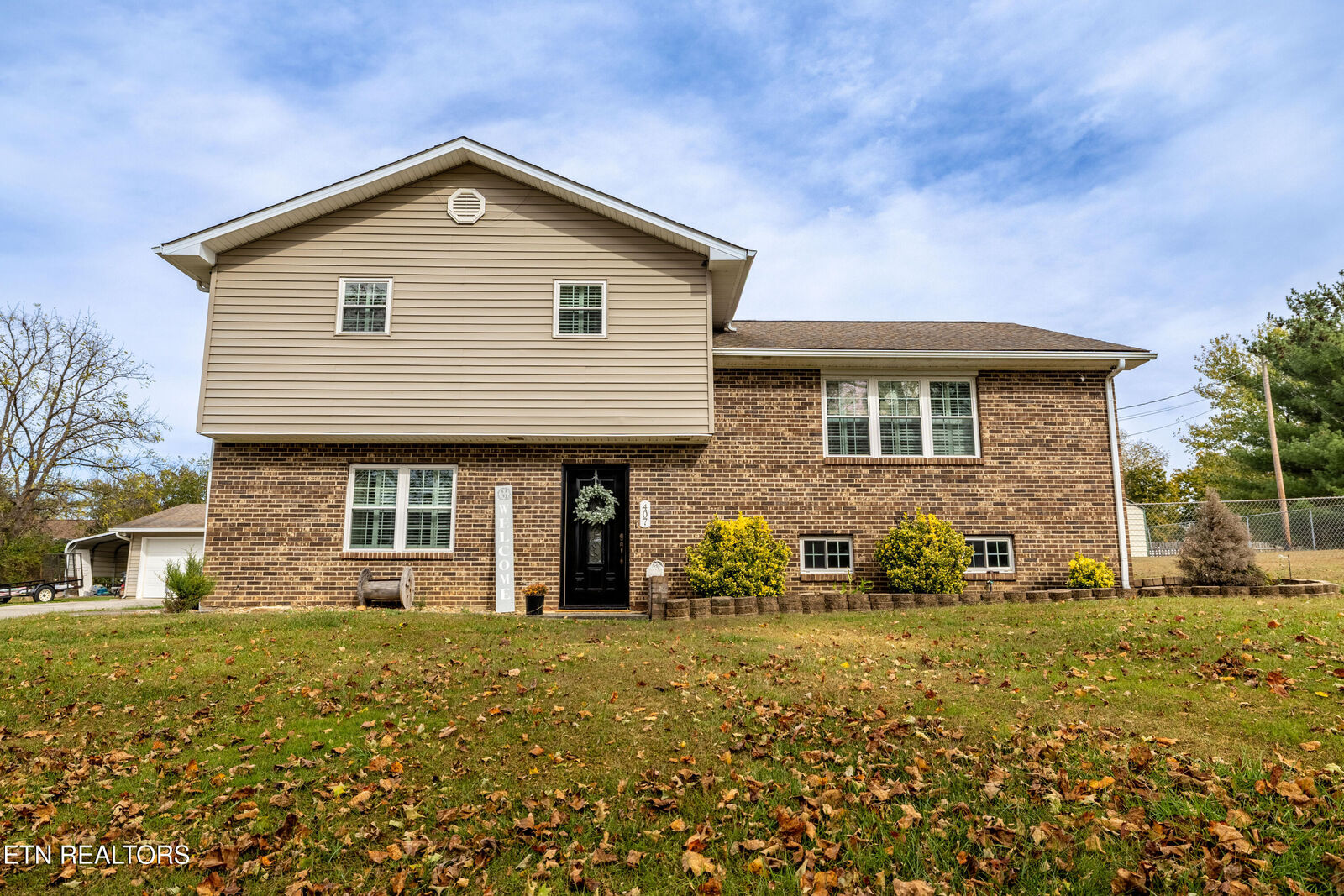 Property Photo:  407 McTeer Rd  TN 37742 