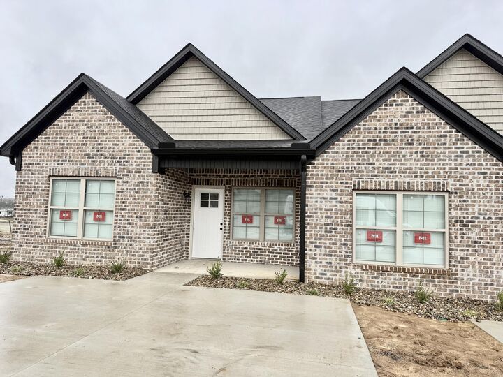 Property Photo:  838 Ridgewood Drive 4  KY 40403