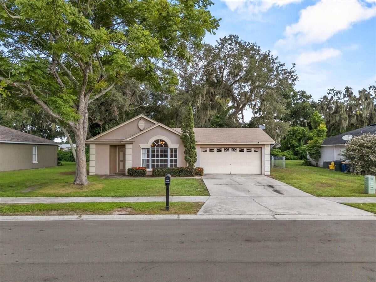 Property Photo:  990 Forrest Drive  FL 33830 
