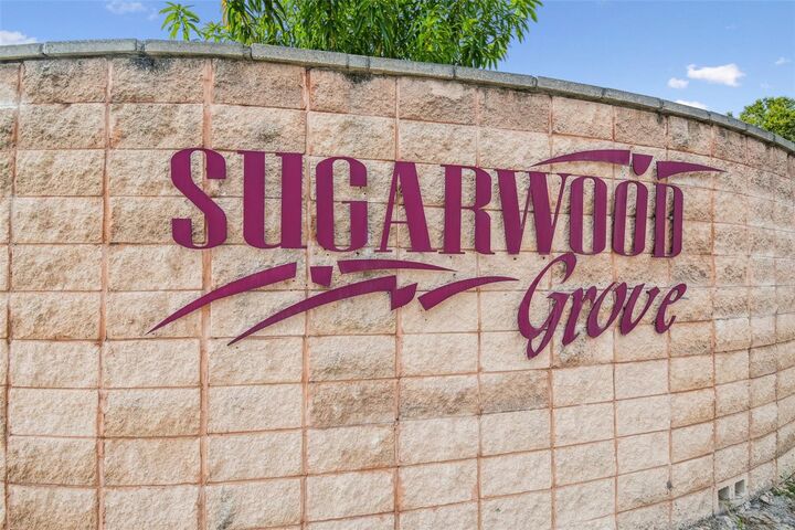 Property Photo:  5426 Pentail Circle  FL 33625