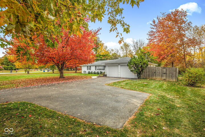 Property Photo: 8607 N Washington Boulevard IN 46240