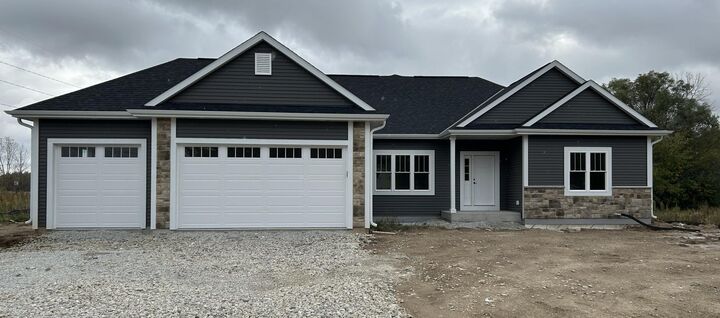 11699 W Ryan Rd  Franklin WI 53132 photo