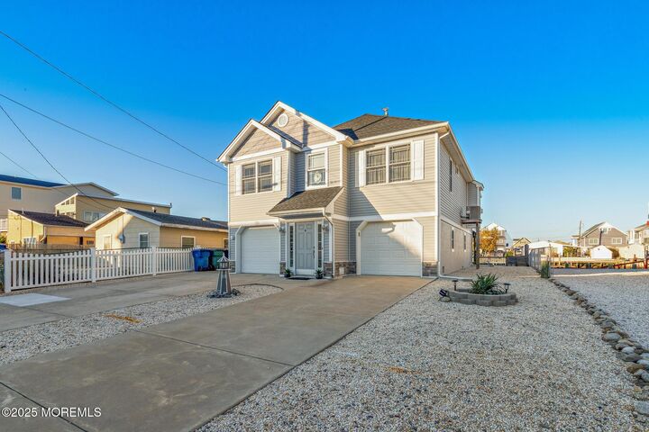 Property Photo:  32 W Navasink Drive  NJ 08087