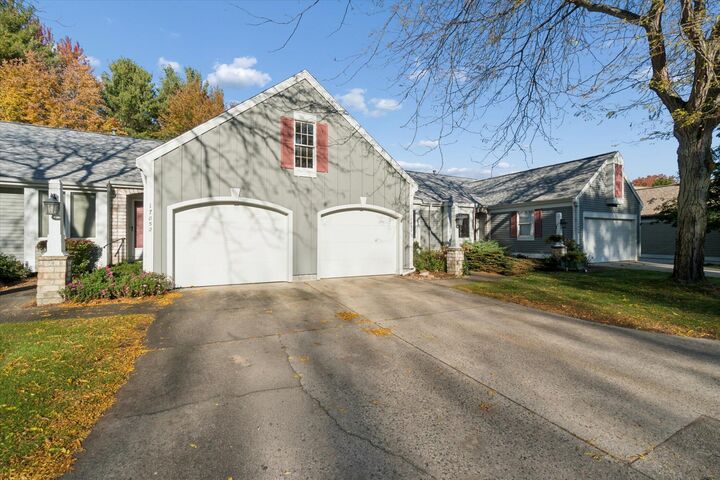 Property Photo:  17850 Bramer Lane  MI 49456 