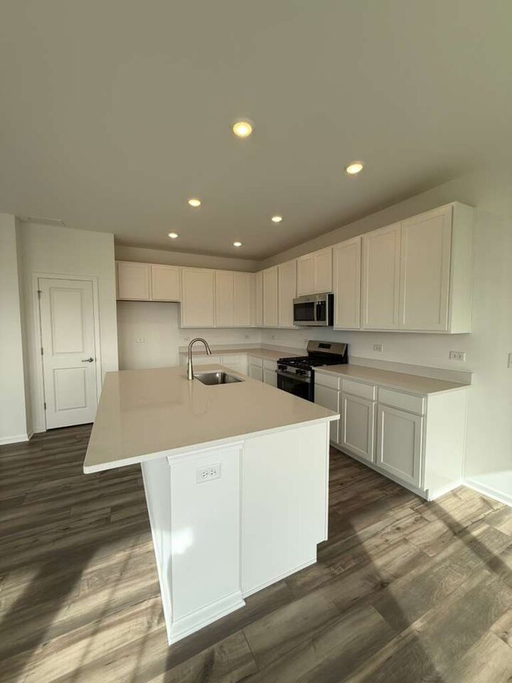 Property Photo: 25747 W Yorkshire Drive IL 60544