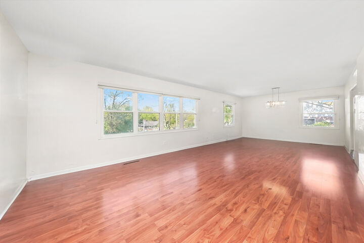 Property Photo:  2747 Perry Road  IL 60422