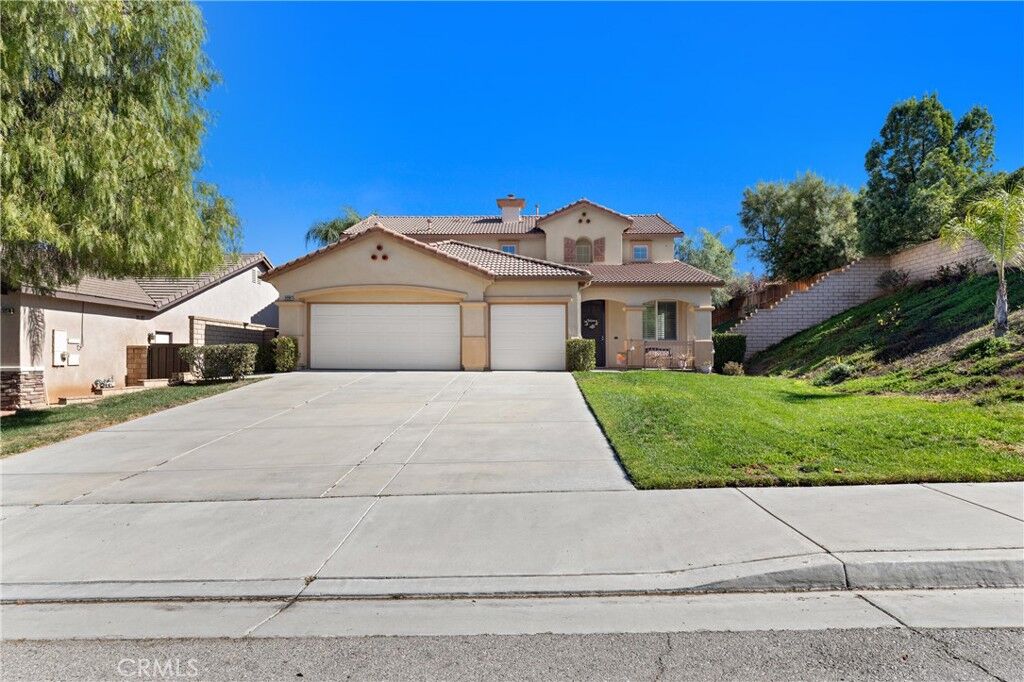 Property Photo:  31282 Shadow Ridge  CA 92584 