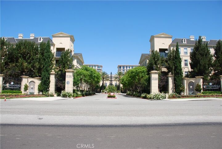 Property Photo: 2311 Watermarke CA 92612