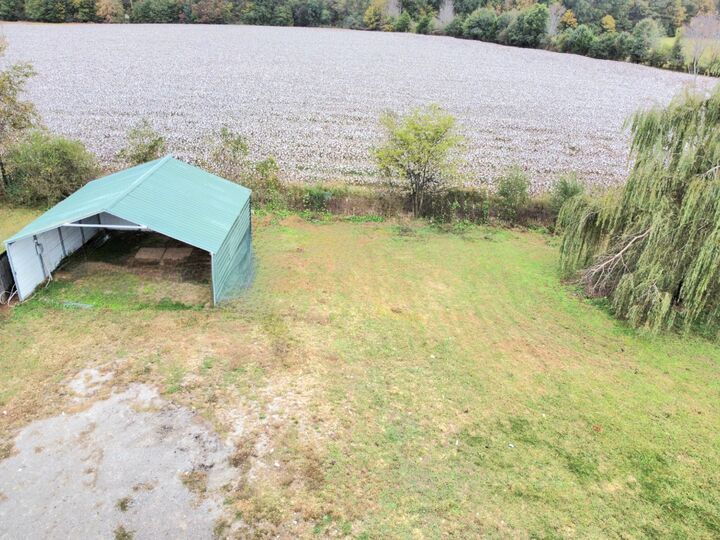 Property Photo:  889 Six Mile Board Rd  TN 37306 