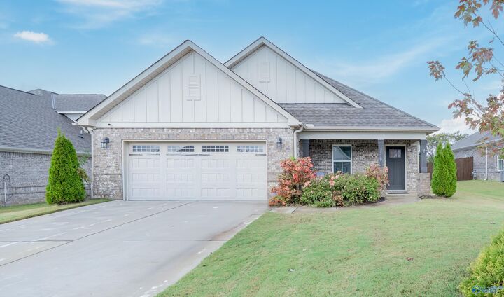 2510 Celia Court SW  Huntsville AL 35803 photo