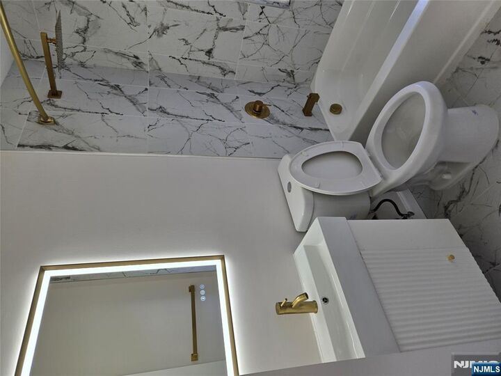 Property Photo: 285 Palisade Avenue NJ 07631