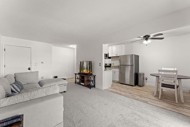 Property Photo:  4407 Wilshire Boulevard 204  MN 55364 