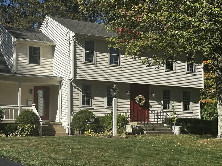 208 Irondequoit Rd  Franklin MA 02038 photo