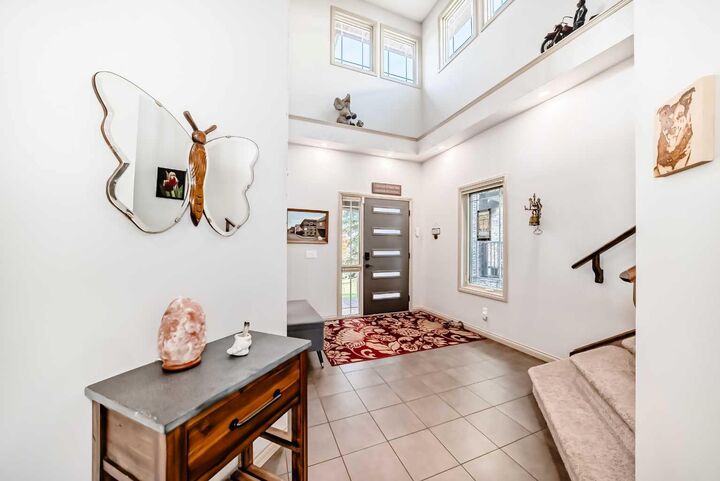 Property Photo: 1516 Montrose Terrace SE AB T1V 0B5