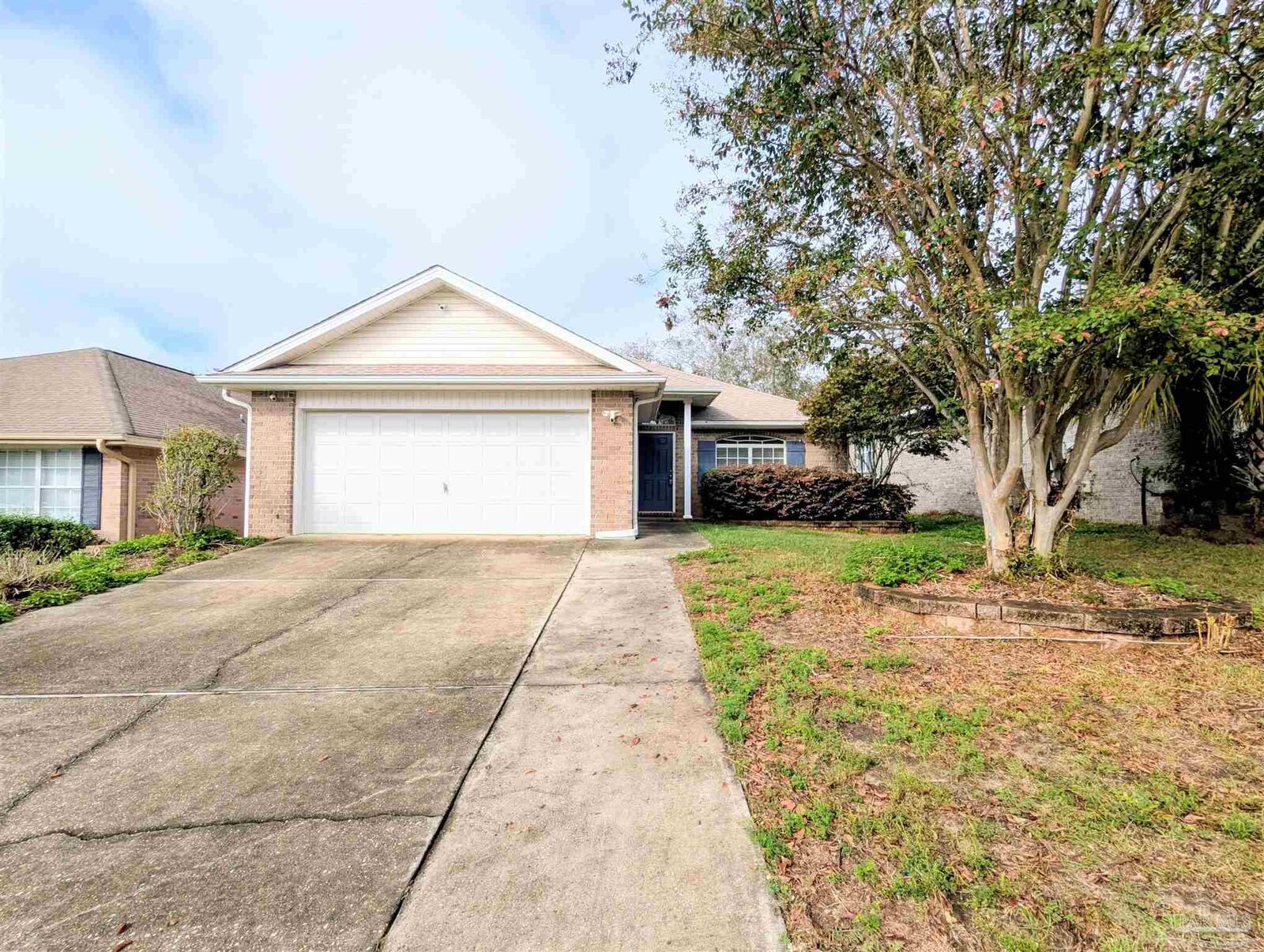 Property Photo: 5760 Jade Moon Cir FL 32583