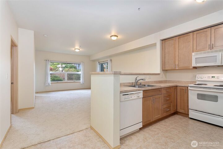 Property Photo:  512  Darby Drive 111  WA 98226 