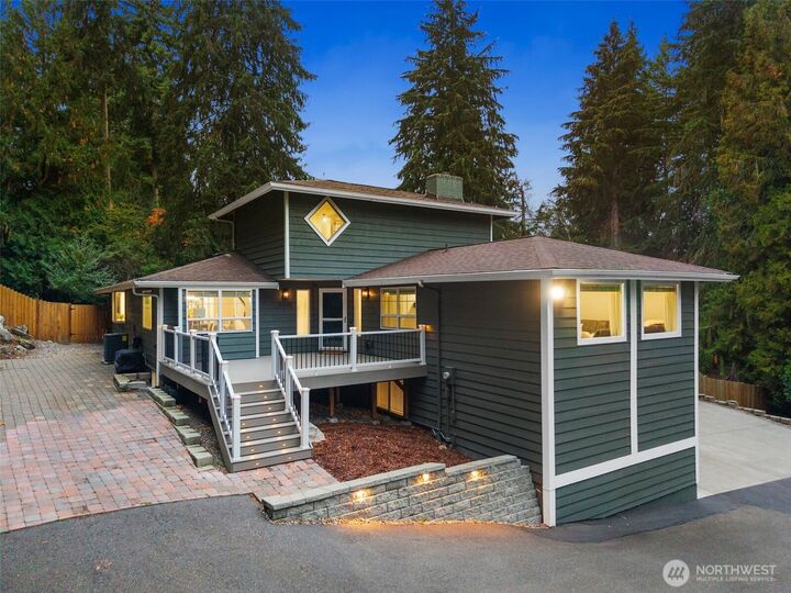 2330  34th Street SE  Puyallup WA 98374 photo