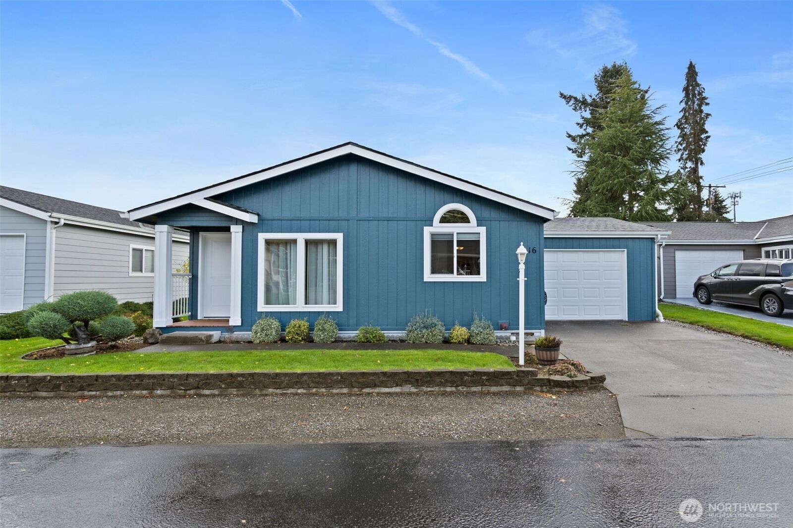 Property Photo:  1918  Harrison Avenue 16  WA 98531 