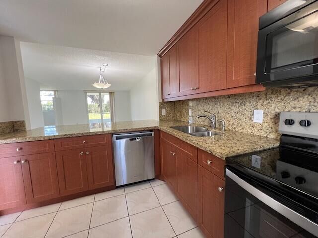 Property Photo: 5500 NW 2nd Avenue 123 FL 33487