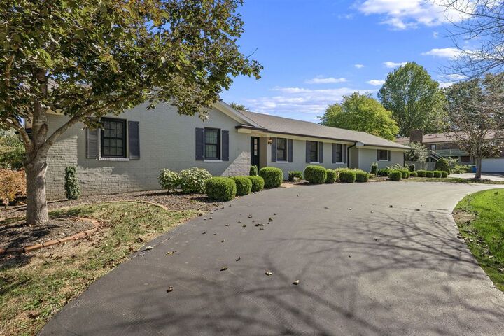 Property Photo:  190 Chambers Drive  KY 42103 