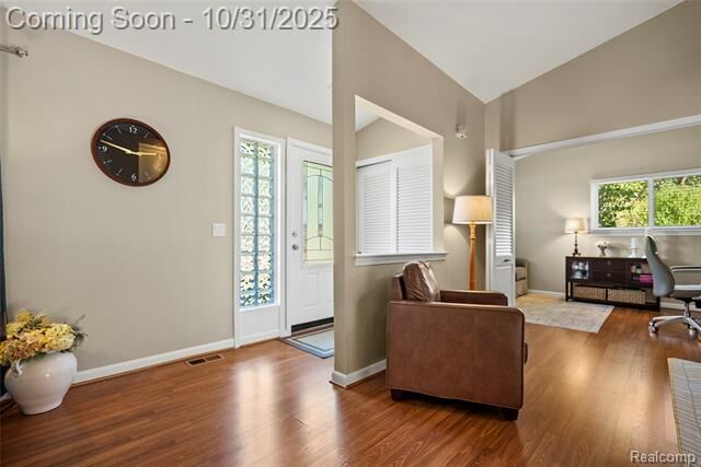 Property Photo:  1479 N Pine Street  MI 48307 